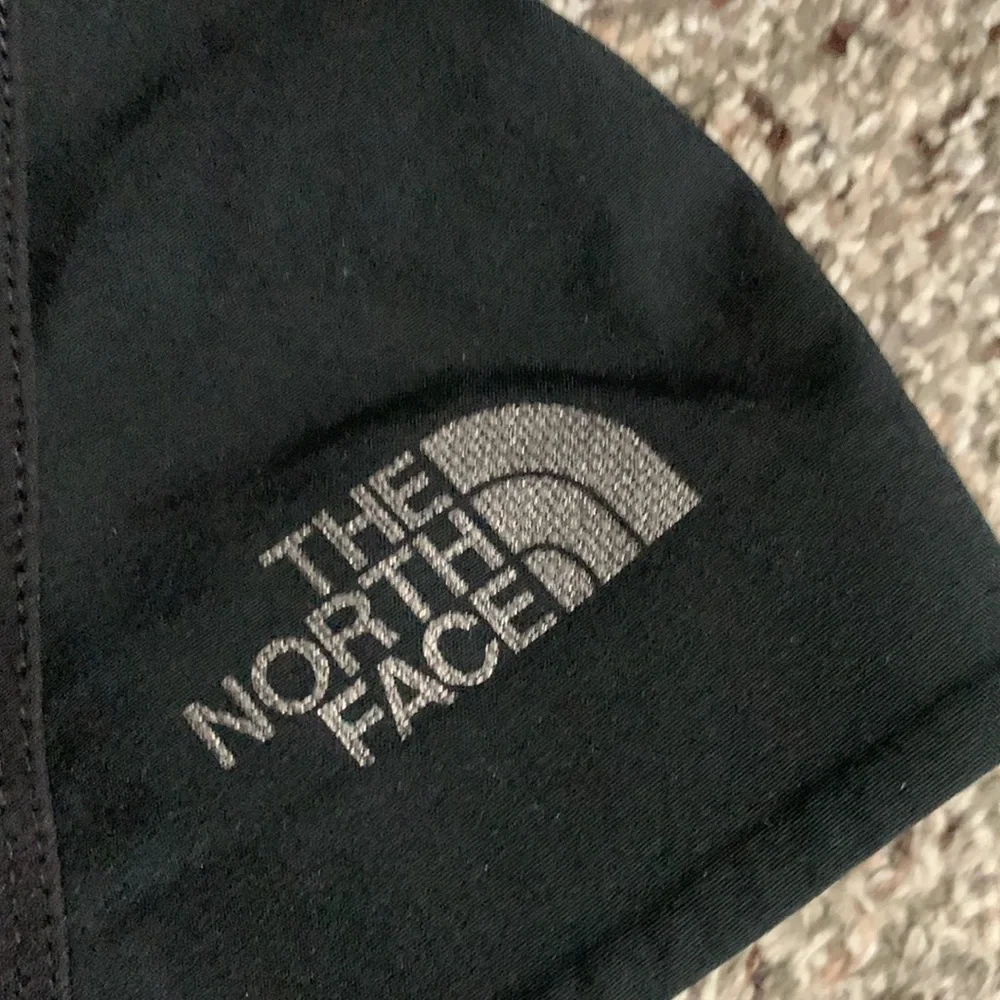 The north face black shorts size 34
